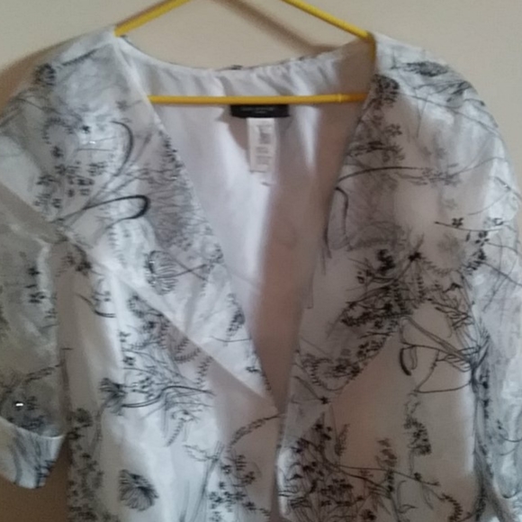 Blouse - Picture 12 of 12